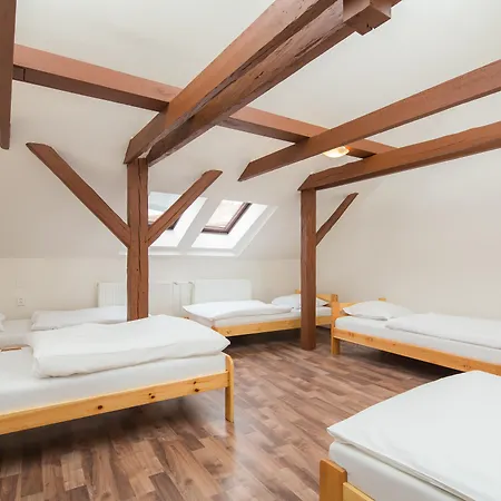 Easy Housing Albergue