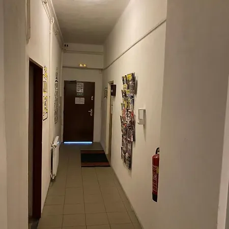 Easy Housing