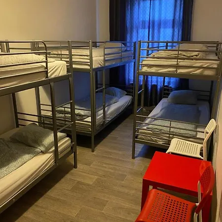 Easy Housing Hostel Πράγα