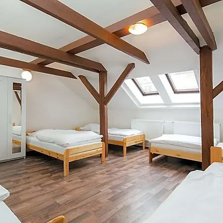 Easy Housing