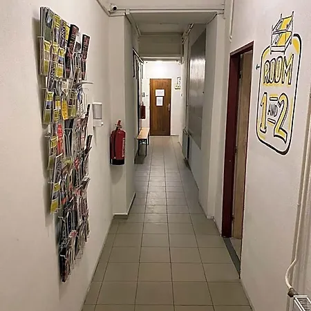 Hostel Easy Housing Πράγα