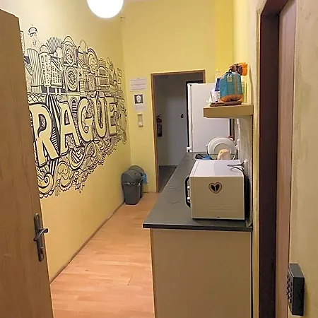 Hostel Easy Housing