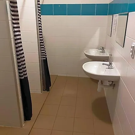 Hostel Easy Housing