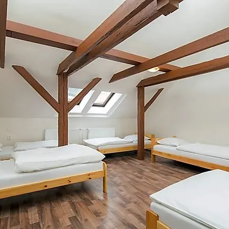Easy Housing