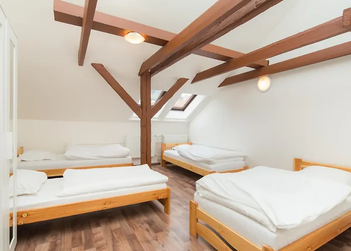 이지 하우징 호스텔 *