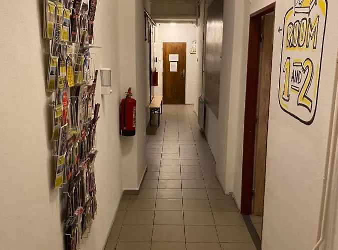 이지 하우징 호스텔 *