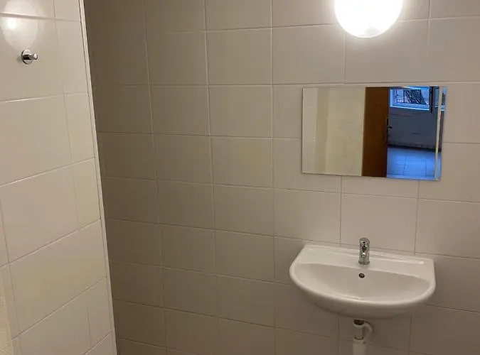 이지 하우징 호스텔 *