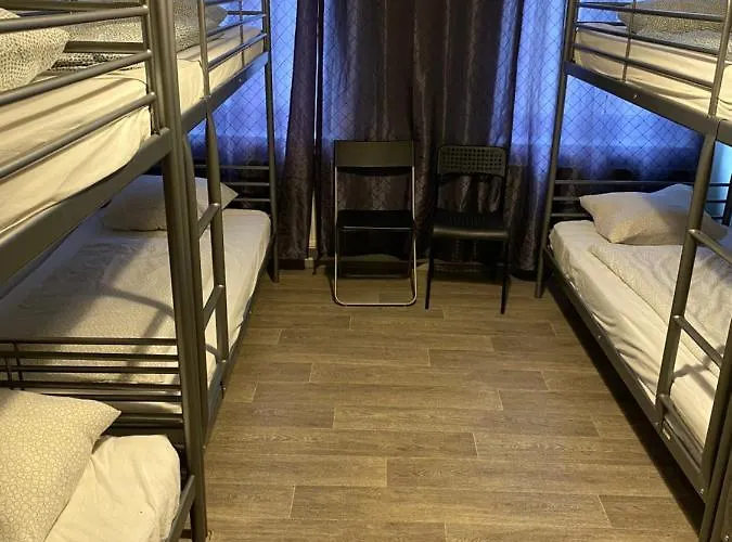 호스텔 이지 하우징