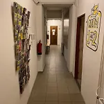 Easy Housing Hostel *