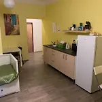 Easy Housing *