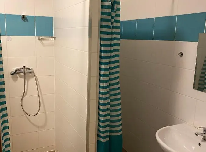 Easy Housing