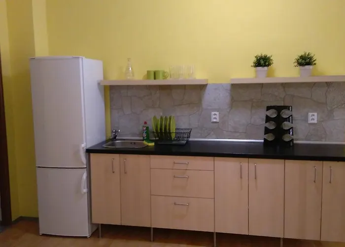 Easy Housing Hostel
