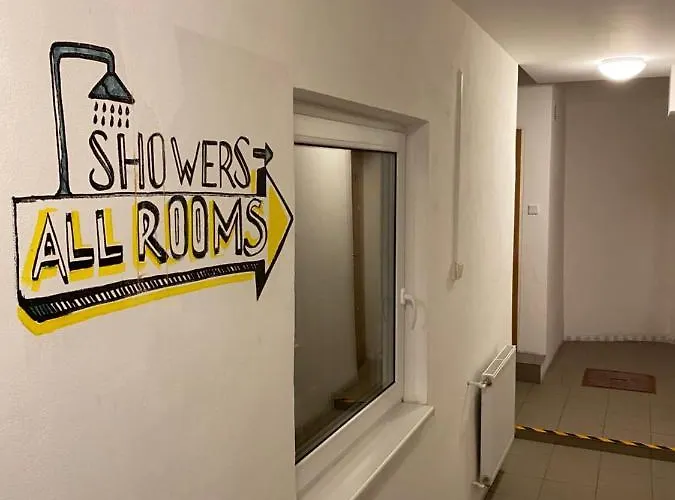Hostel Easy Housing